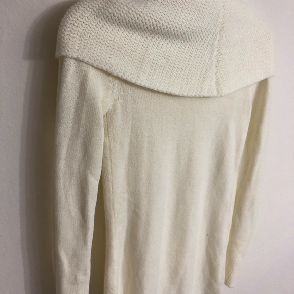 H&M basic cream sweater - Picture 3 of 8